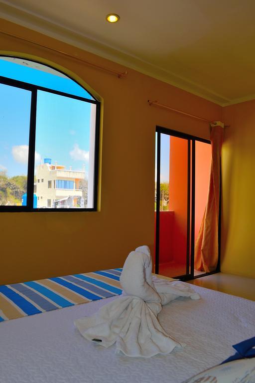 Hostal Duncan Puerto Ayora  Extérieur photo