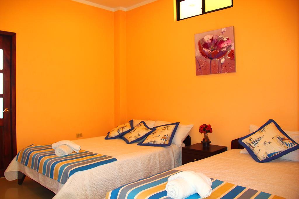 Hostal Duncan Puerto Ayora  Extérieur photo