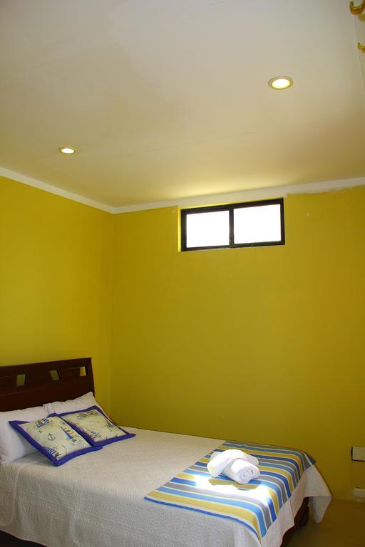 Hostal Duncan Puerto Ayora  Extérieur photo
